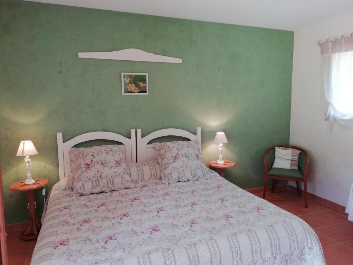 Chambre D'Hote Le Mas Des Romarins Les Arcs-sur-Argens Екстериор снимка