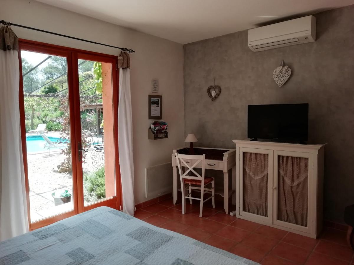 Chambre D'Hote Le Mas Des Romarins Les Arcs-sur-Argens Екстериор снимка