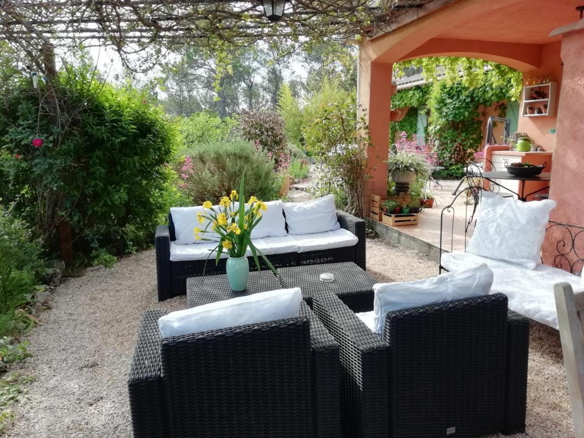 Chambre D'Hote Le Mas Des Romarins Les Arcs-sur-Argens Екстериор снимка